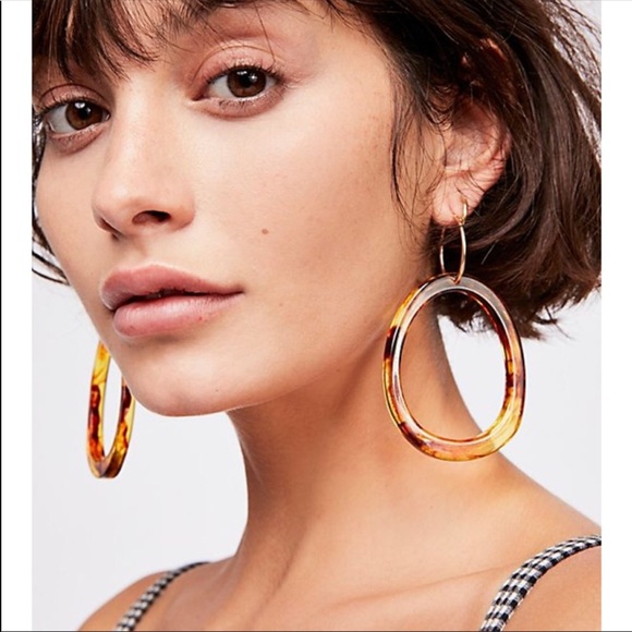 Free people Marbella resin hoop earring - Picture 2 of 6